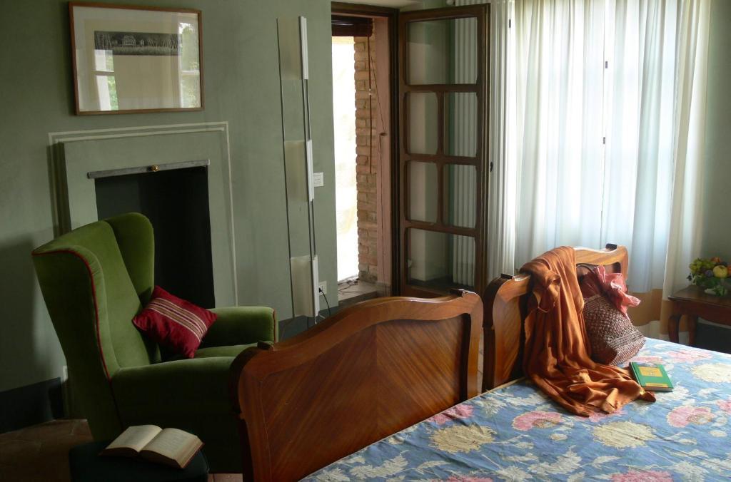 Casa Isabella Pensionat Vaglio Serra Værelse billede